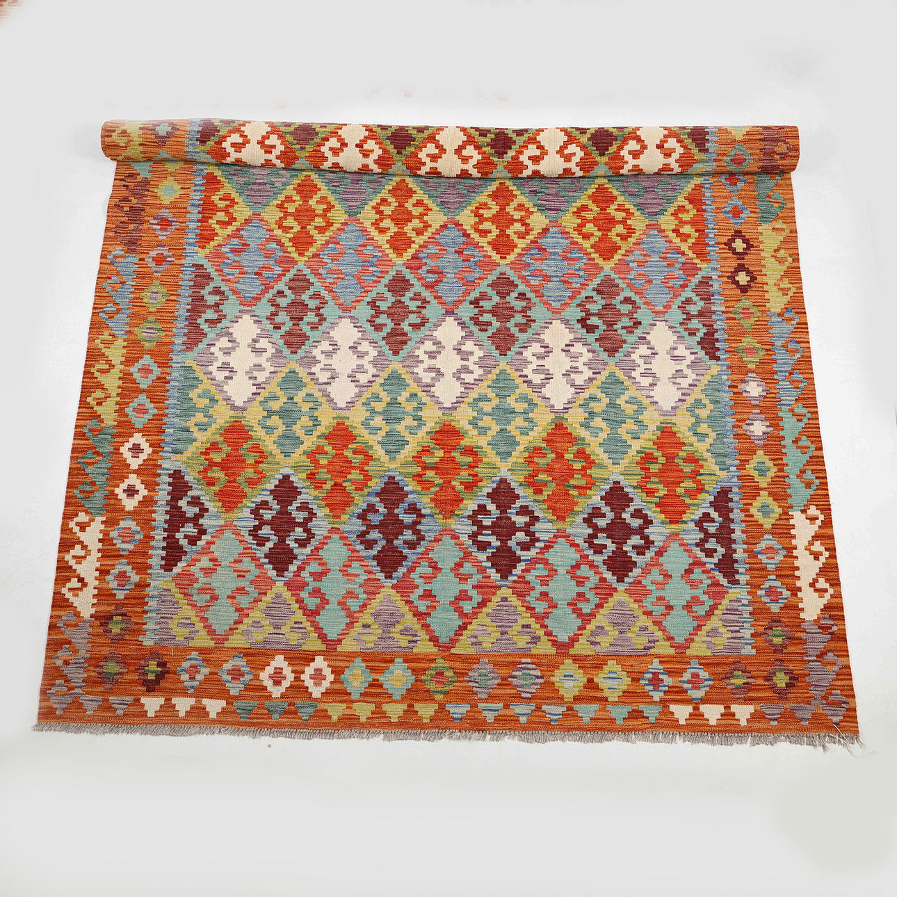 MATTO, Kelim, 294x203 cm.