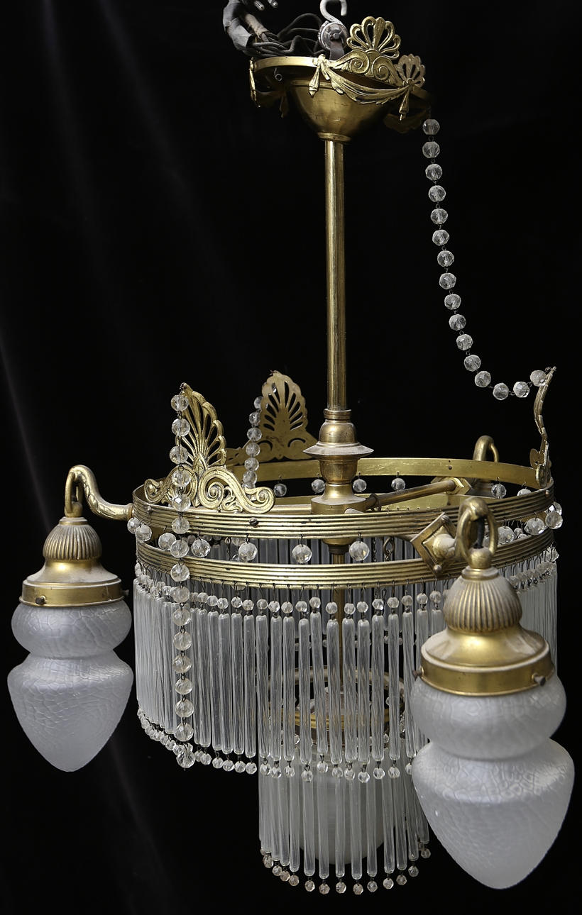 TAKLAMPA, omkring 1900, höjd ca. 75 cm.