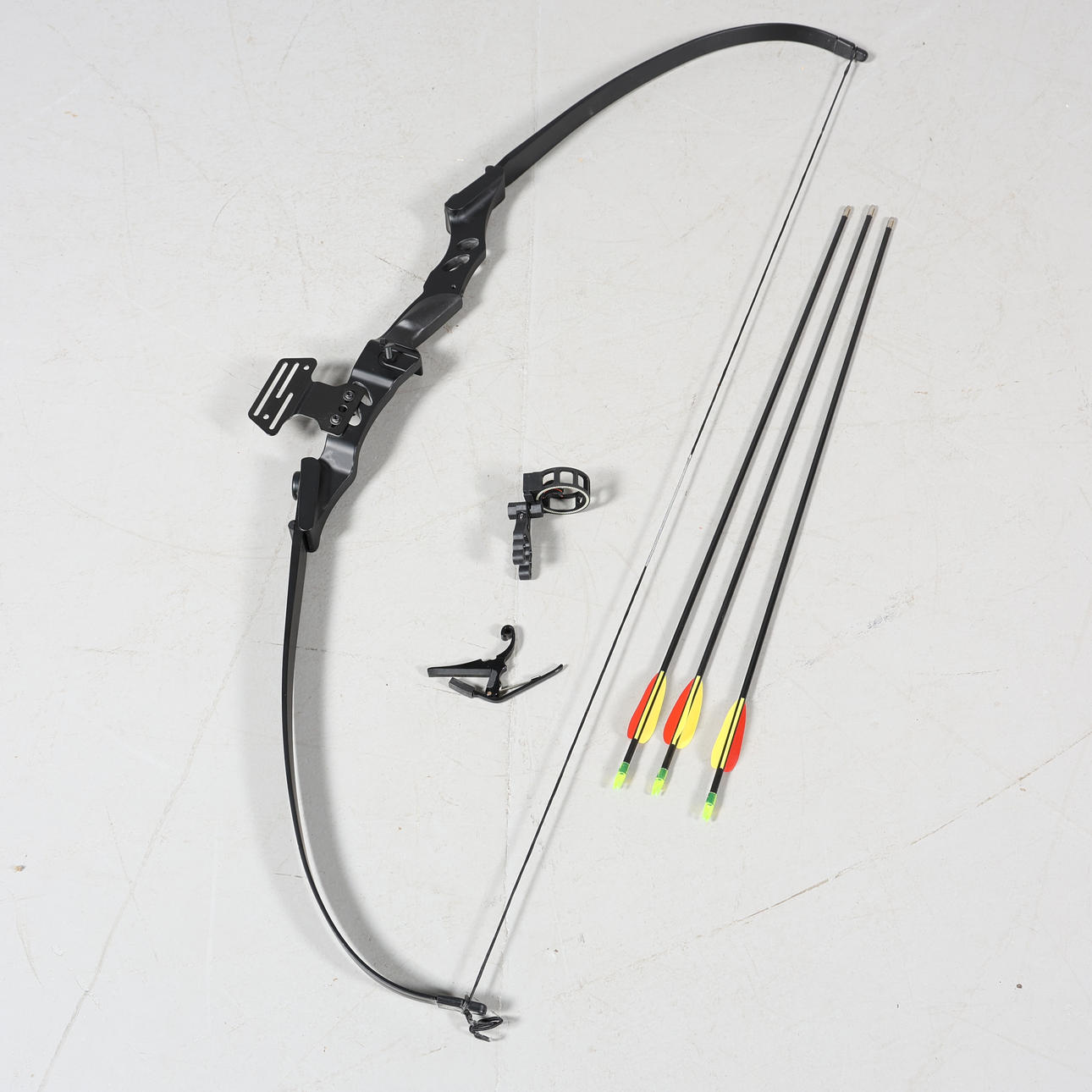 LAZO con accesorios.