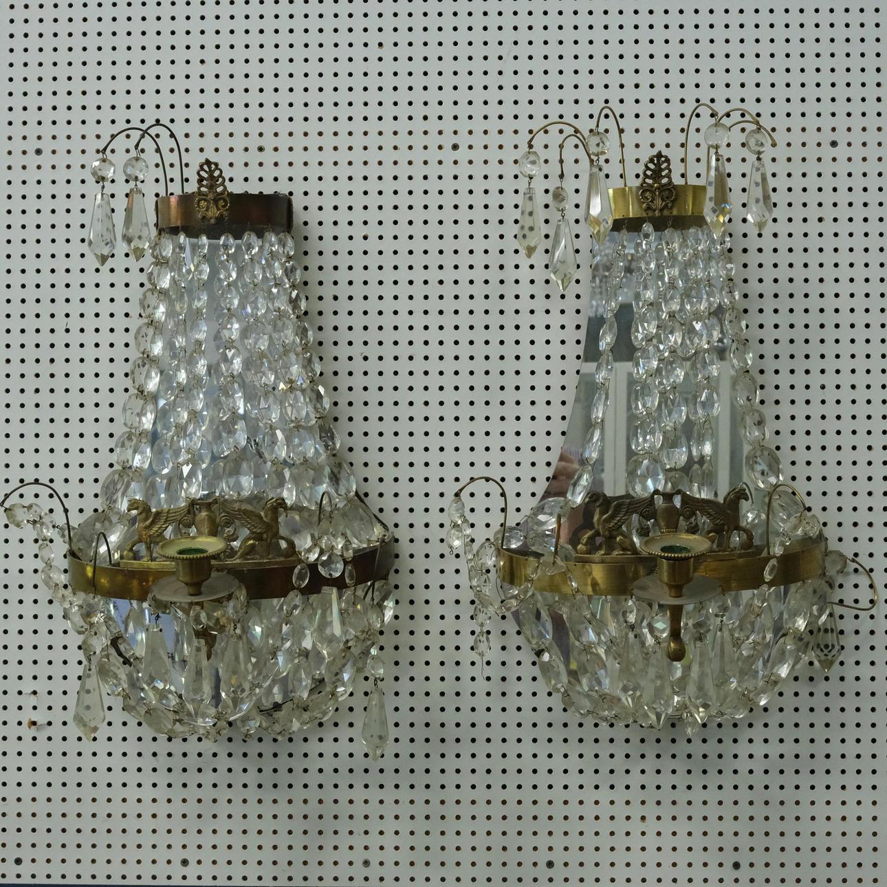 SPEJLLAMPER, ET LIGNENDE PAR, 18./20. ÅRHUNDREDE.