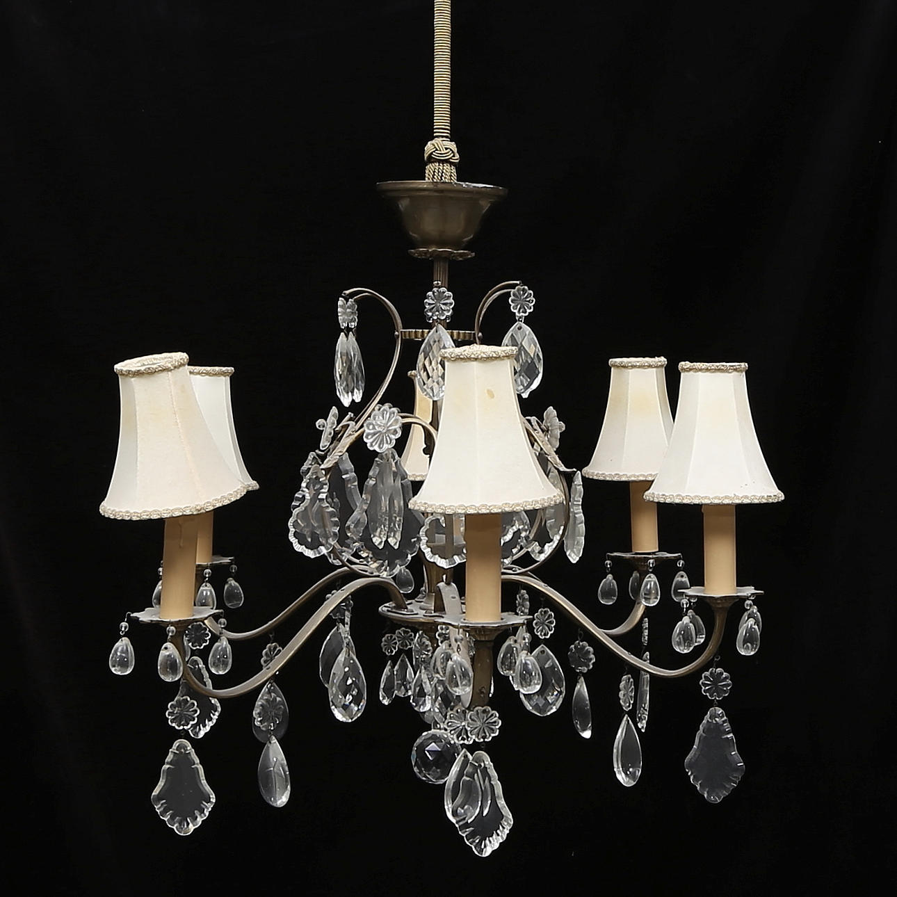 TAKLAMPA, 1900-tal, höjd exklusive kedja ca. 50 cm.