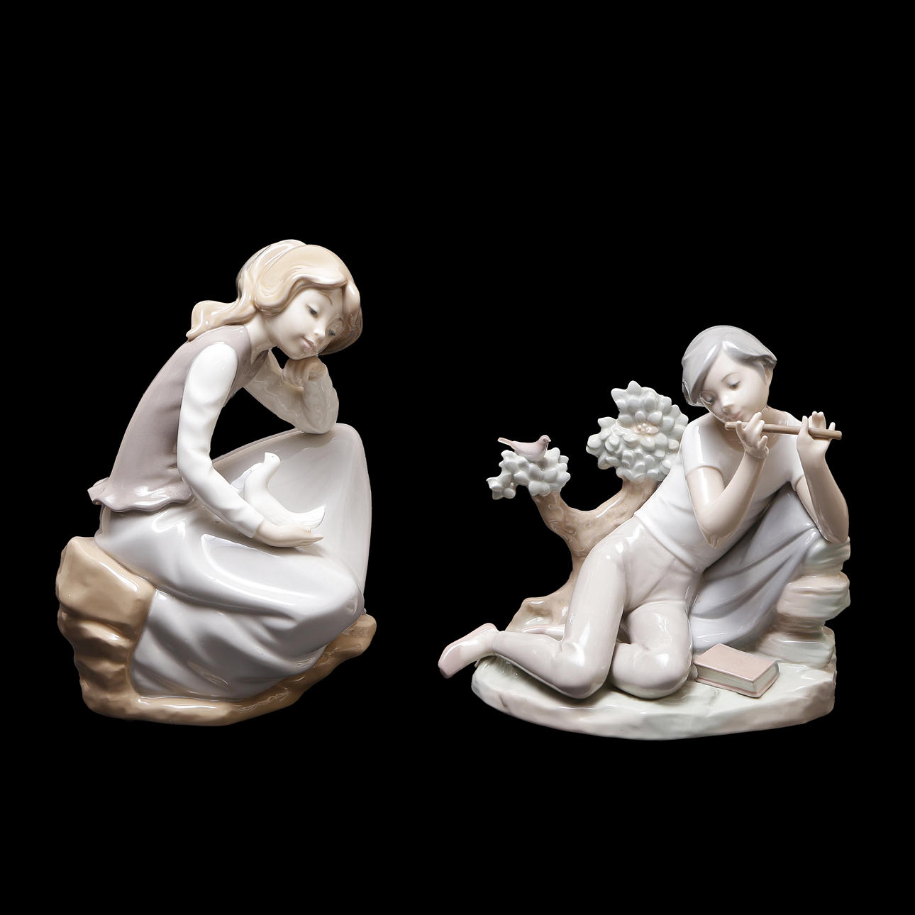 2 FIGURINES, PORCELAIN, NAU, LLADRO.