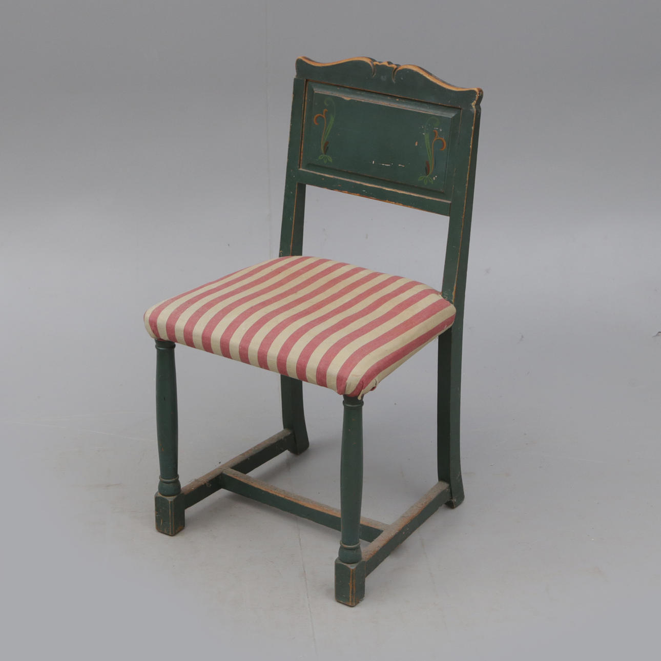 STOL, allmogestil, 1900-tal.