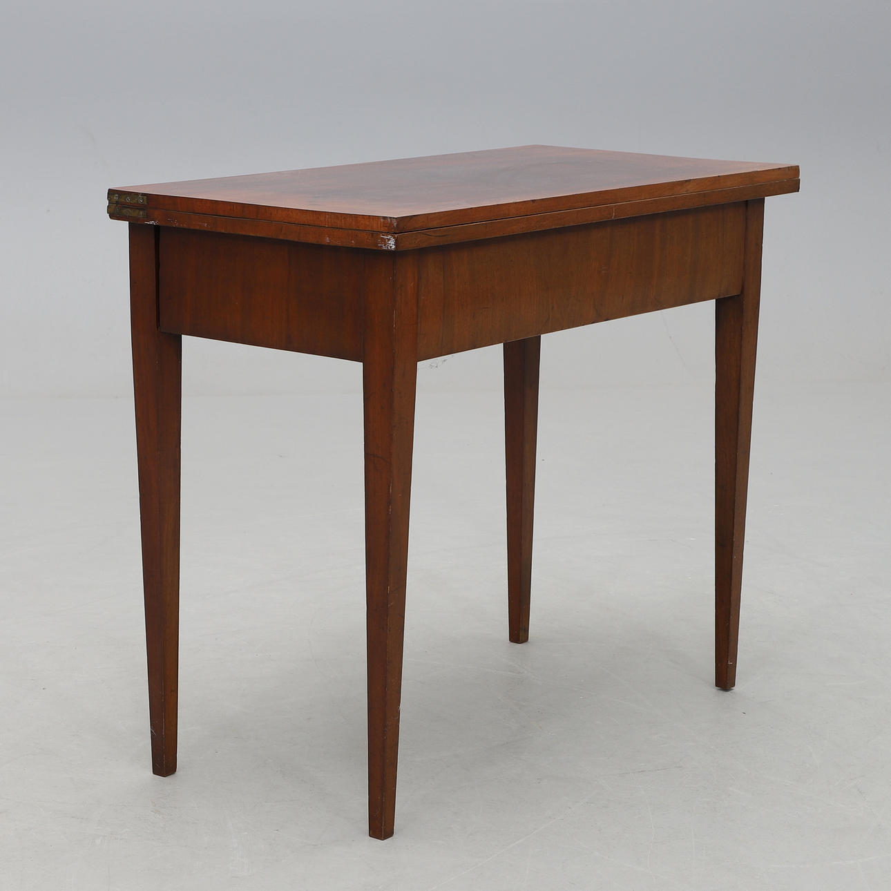 SPILLEBORD, mahognifiner, 19. årh.