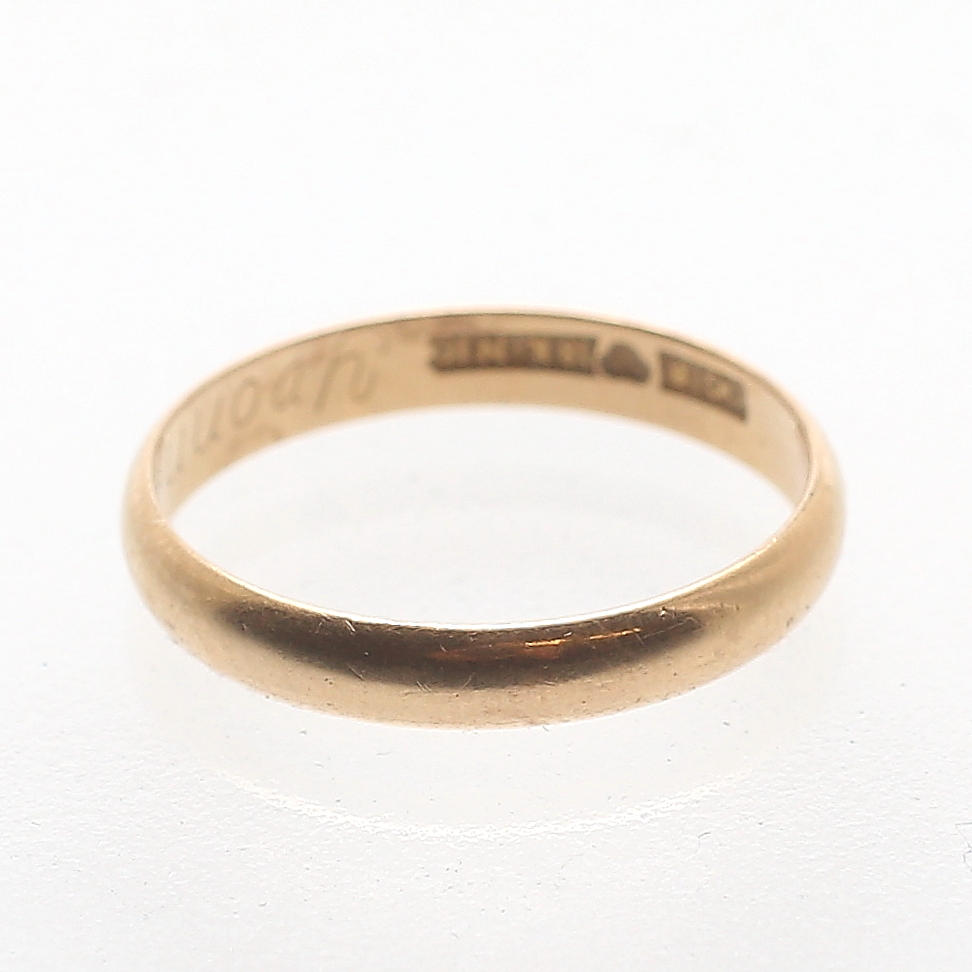 RING, 18K guld, Skoga Odensvi, Köping, vikt 2,6 gram, 1987.