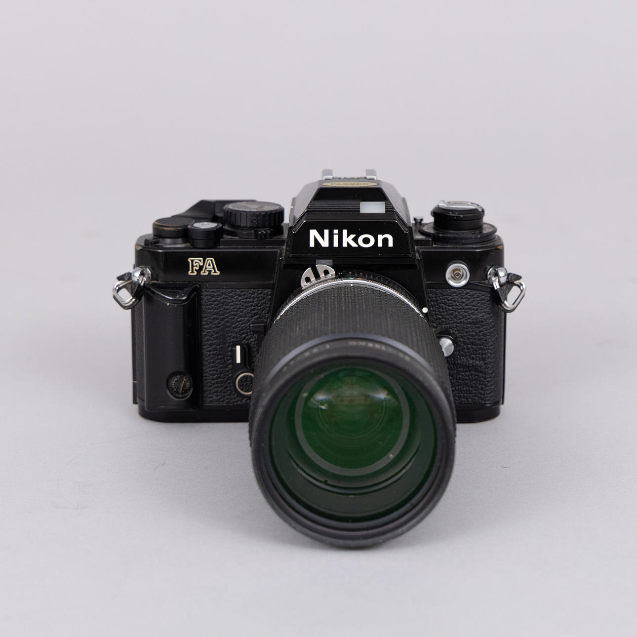 CAMERA Nikon, 1980s.