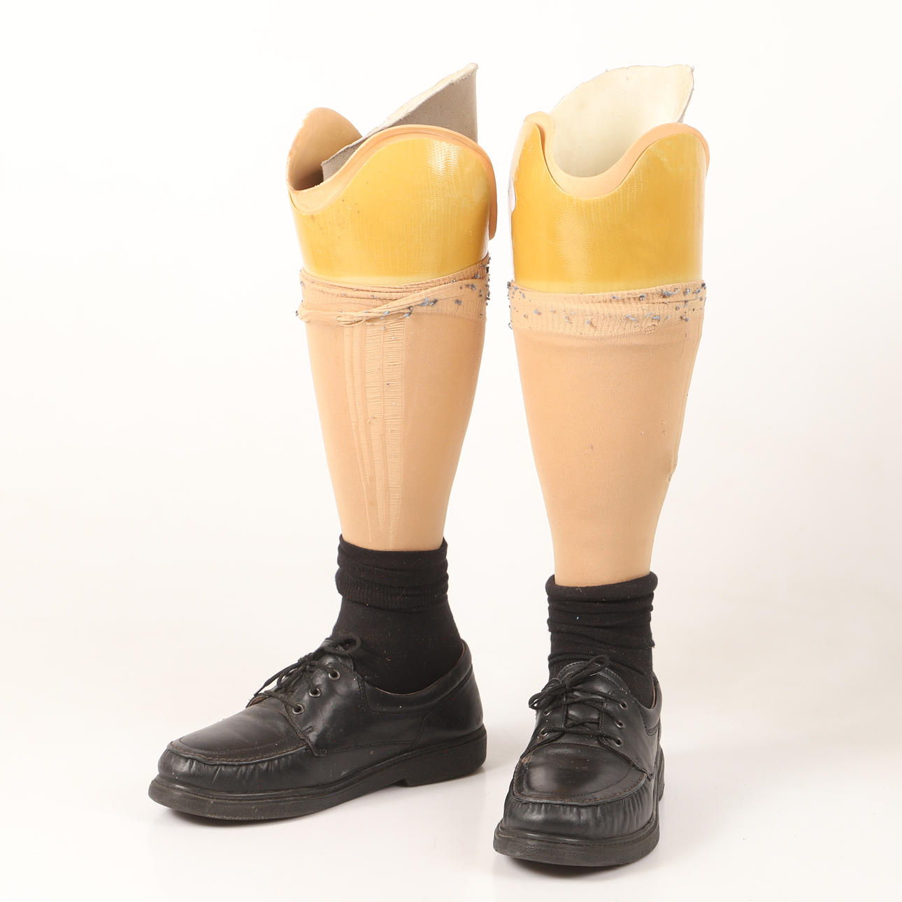 BENPROTESER, 1 par, glasfiber m. m., 1970-80-tal.