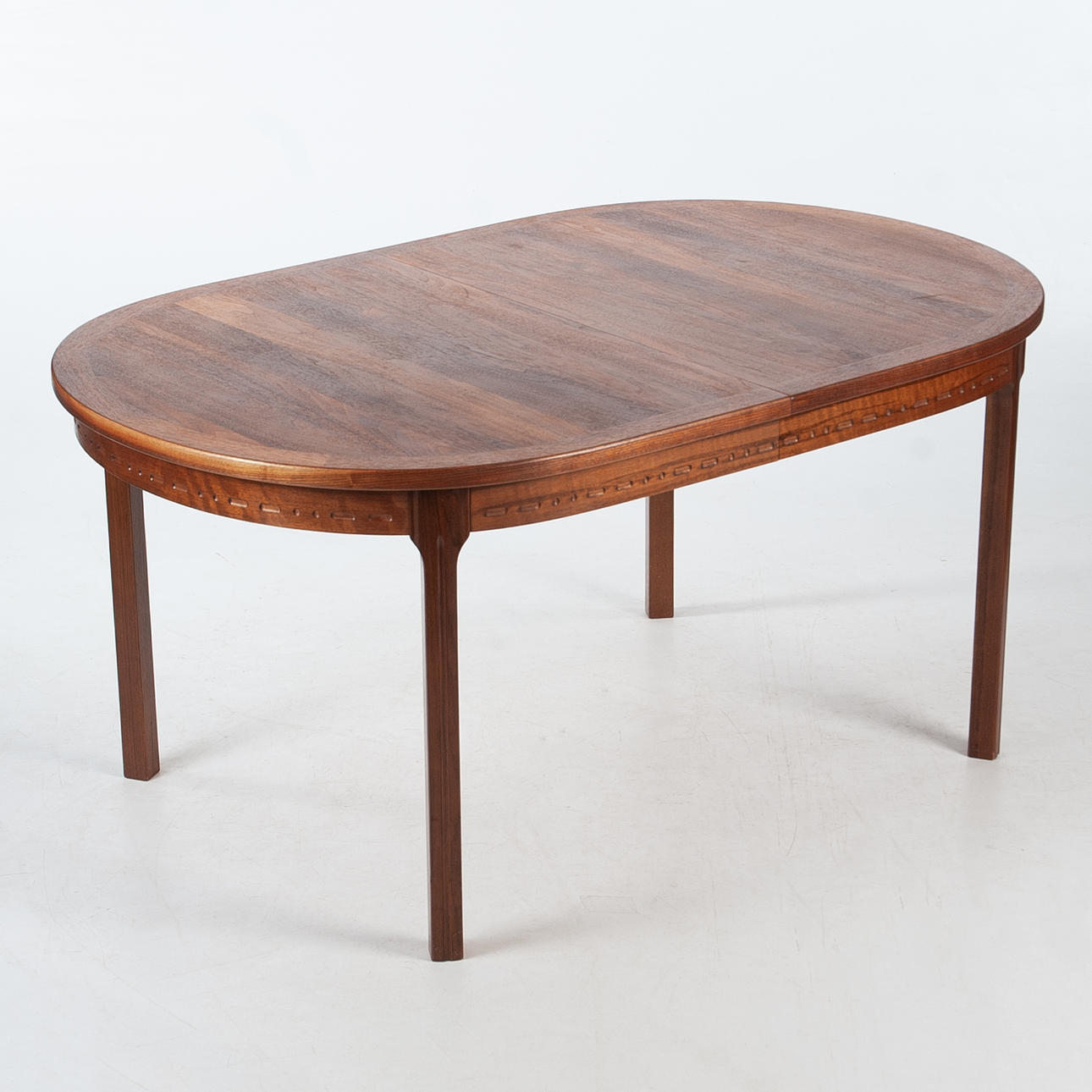 LEIF & BENGT TROEDSSON. Dining table “Rimbo” Walnut.