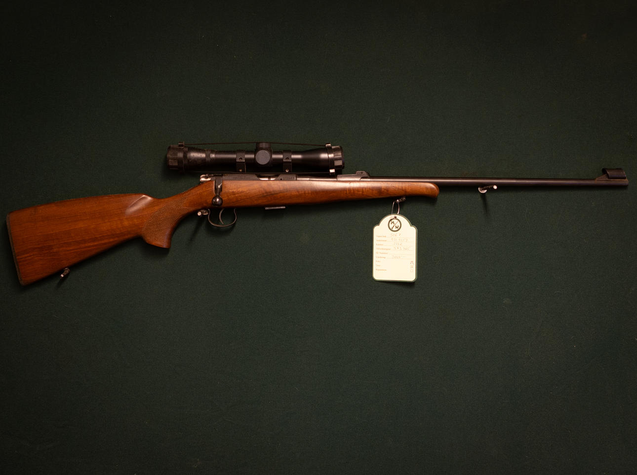 Número de suministro BRNO modelo 2E calibre 2.2LR: 373465.