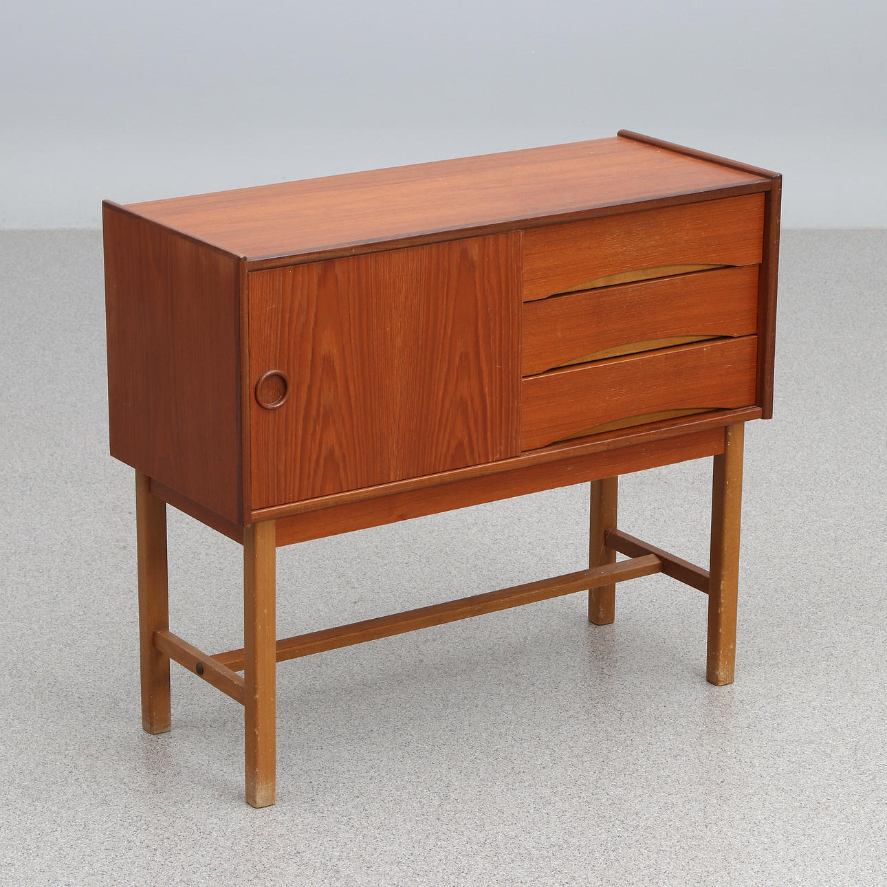 HALLMÖBEL. Teak. 1960-tal.