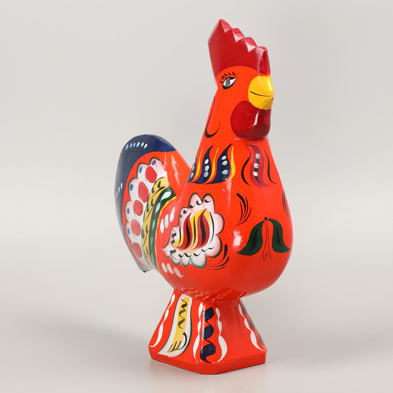 EIN HÖLZERNER DALATUPP, Dala hemslöjd, Grannas A. Olsson, Nusnäs, Mora.