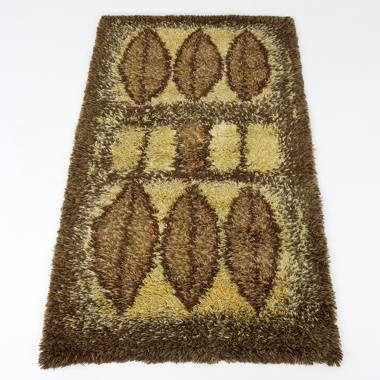 RYAMATTA, 202 x 123 cm.