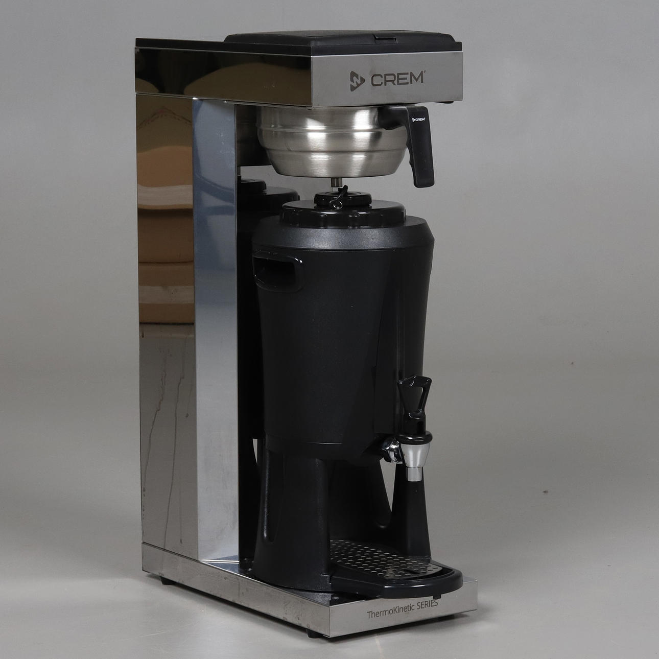 COFFEE MACHINE. CREM Coffee Queen Mega Gold M, 2.5L ThermoKinetic.