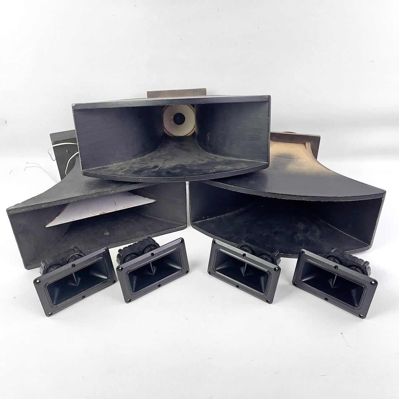 HORNHØJTTALERE, 7stk, diskanthøjttalere, mellemtone.