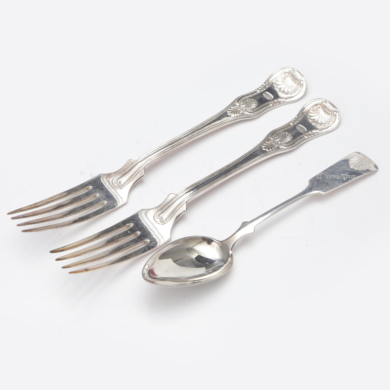 BESTIK, 3 stk., formentlig elektroplade.