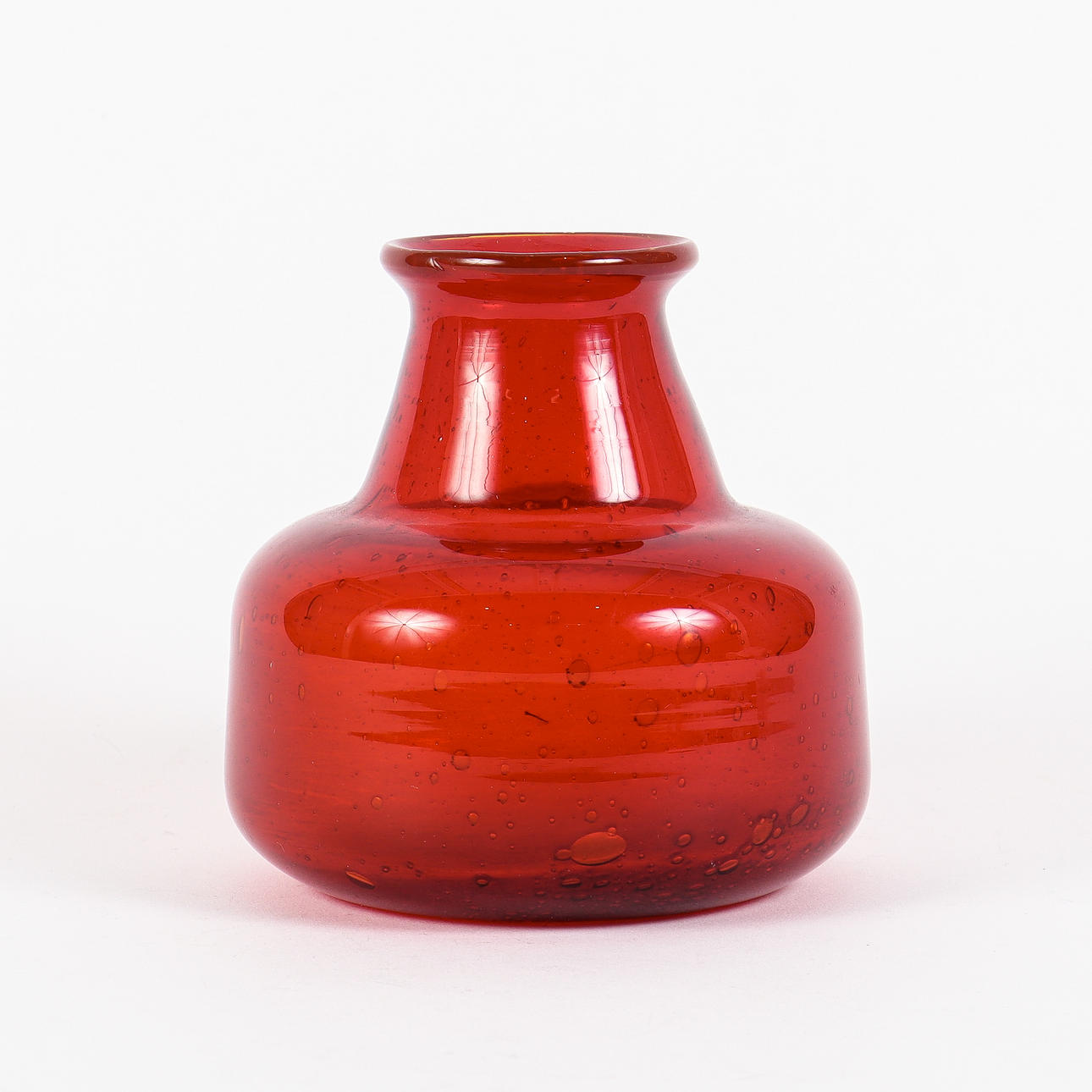 ERIK HÖGLUND. Bottle, Boda, signed.