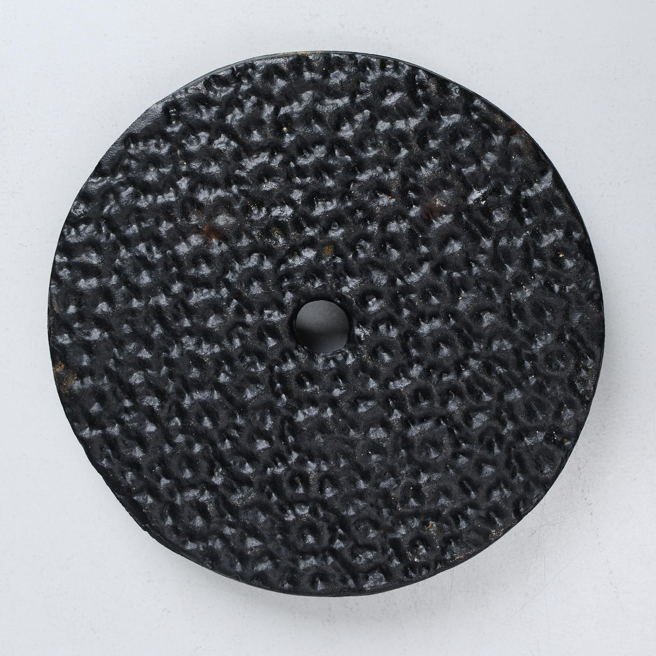 GRYDERET, støbejern, model knækbrød, 20. århundrede.