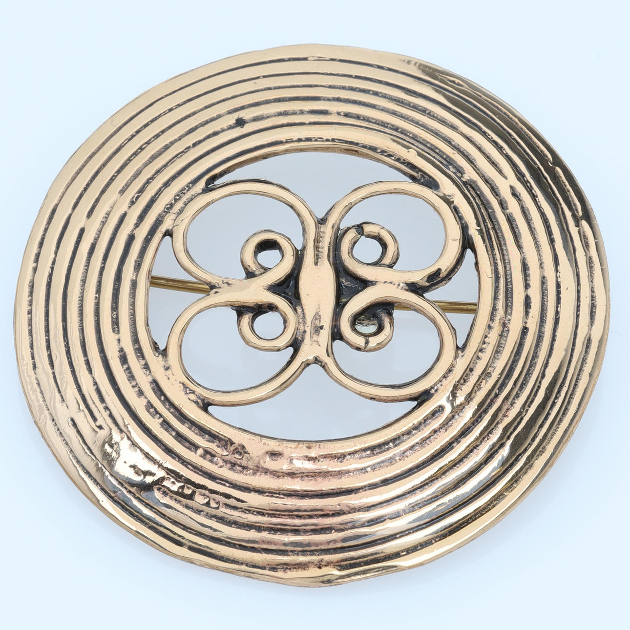 EIVIND HILLESTAD. brooch, bronze, Norway.