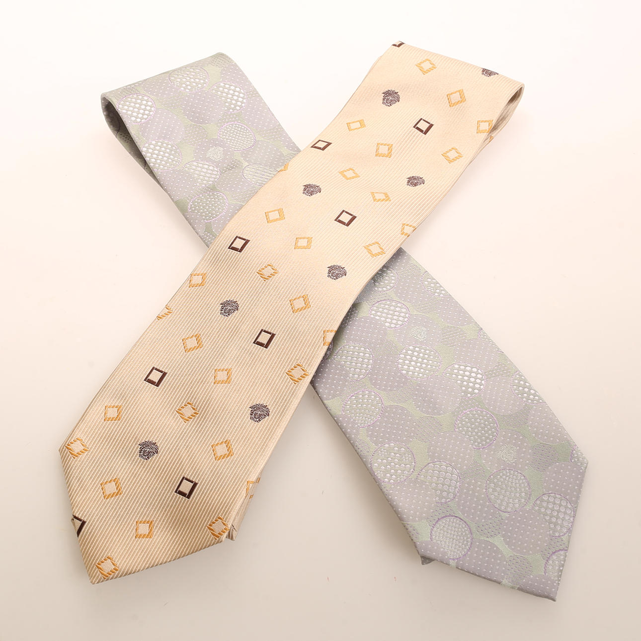 VERSACE, Krawatten, 2 Stück.