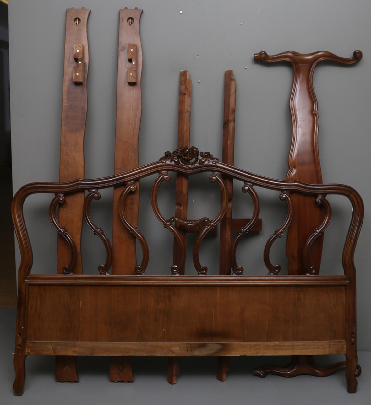 SÄNGRAM, nyrokoko-stil, 1900-talets andra hälft.