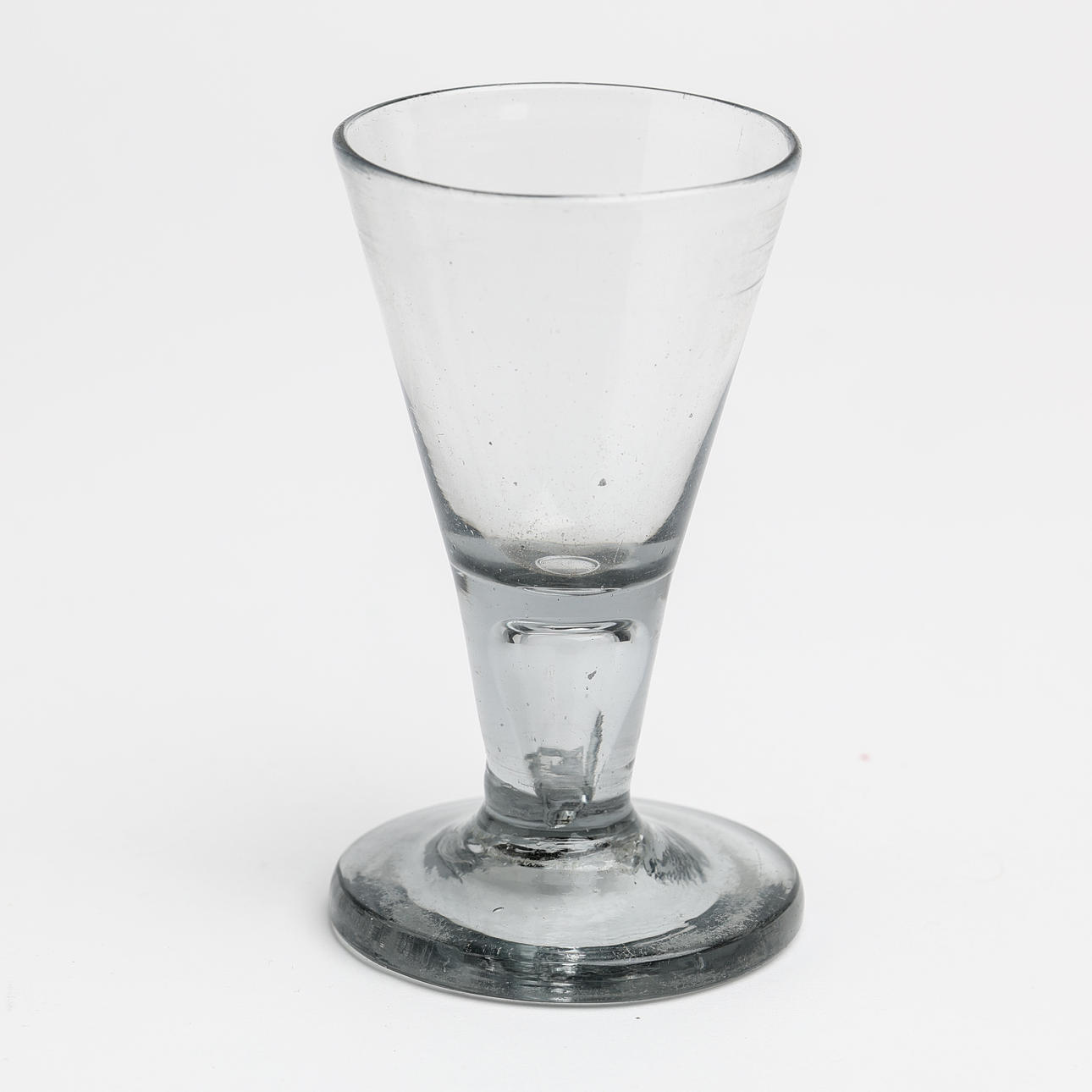 Sinfärgad lasi, 1700-tal.