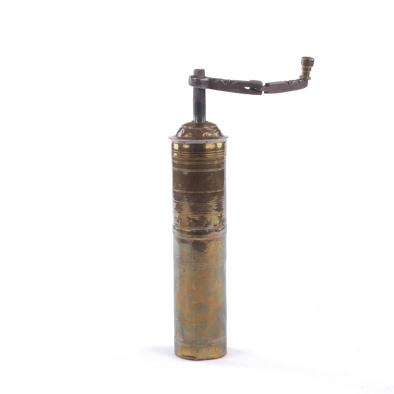 KRYDDKVARN, mässing och järn, 1800-tal.