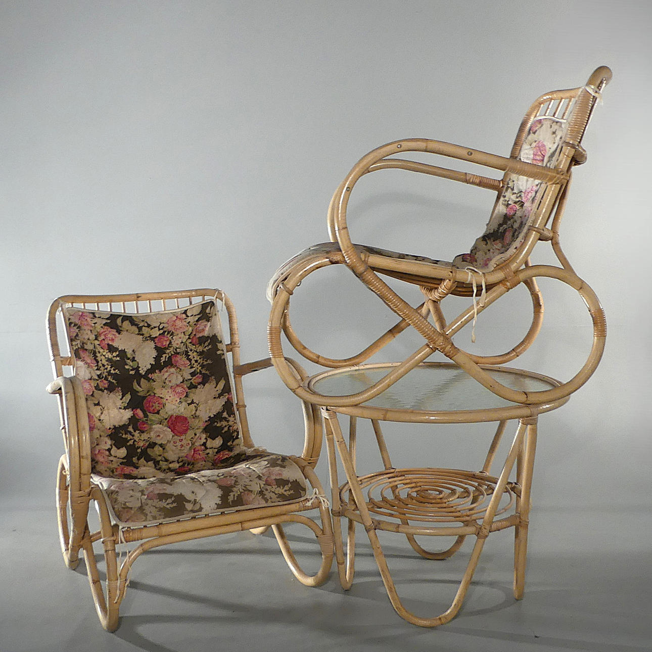 HAVEMØBLER, tre stykker, rattan.