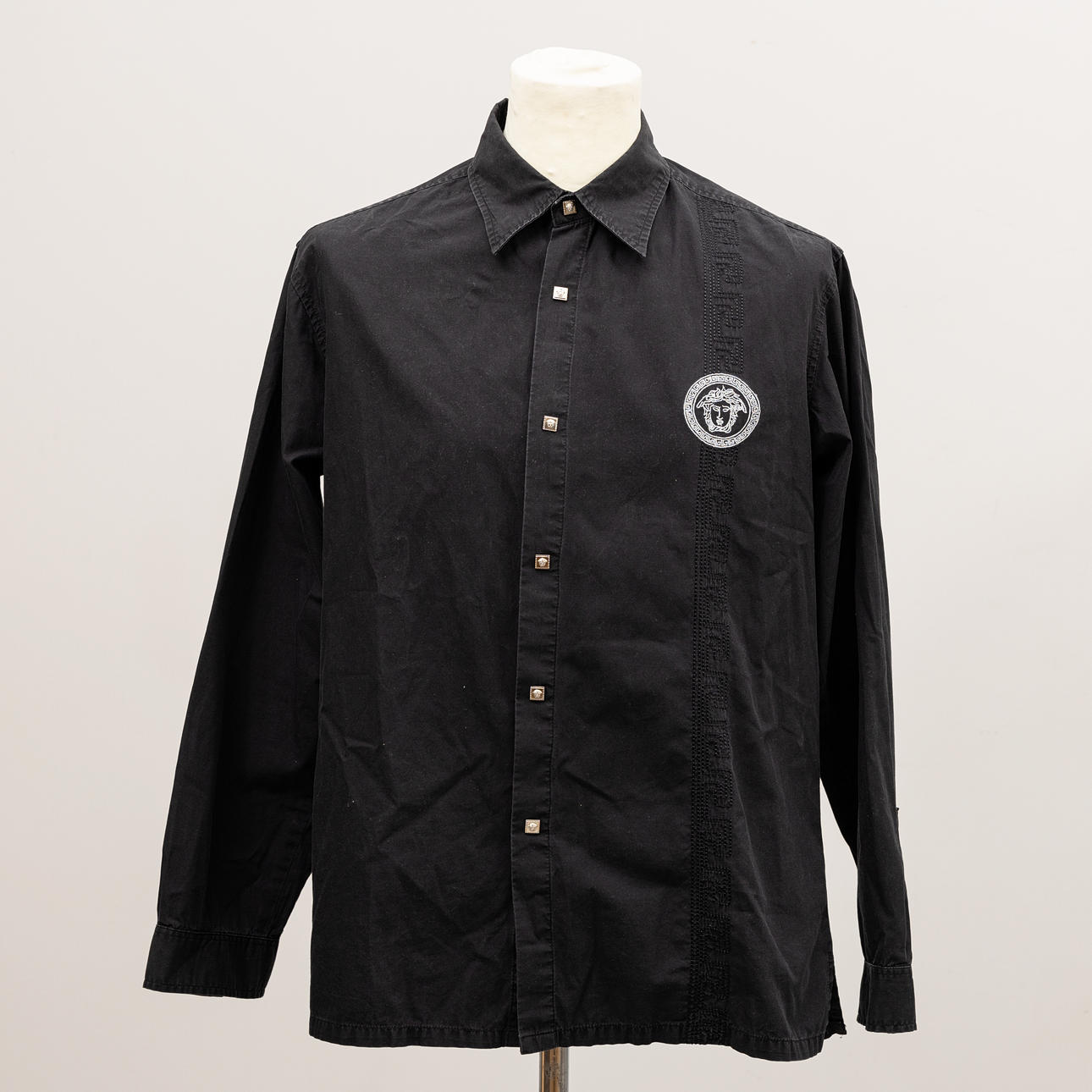 VERSACE. Skjorte, sort bomuld, Versace Couture, str. XXL.