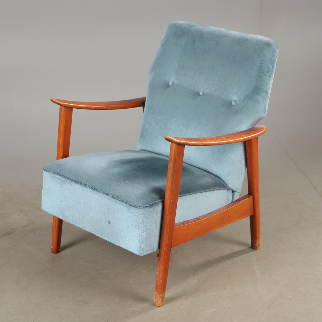 Ein Büchersessel, Lani, Mitte des 20. Jahrhunderts.