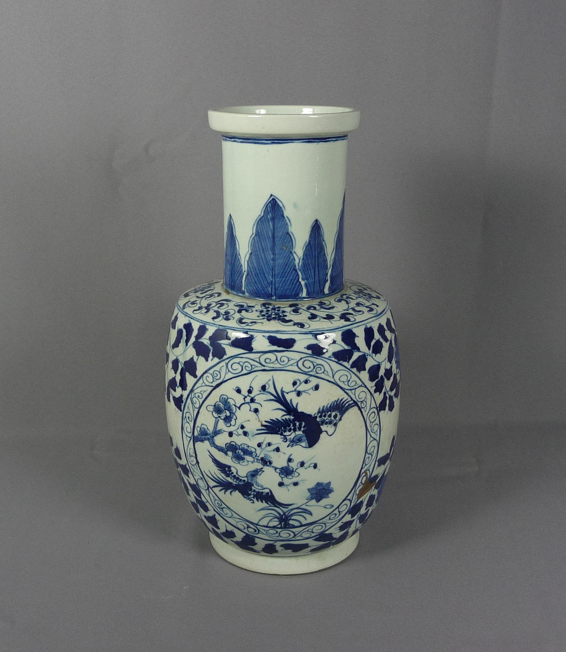 BLÅ-VIT vas, Kina, 18/1900-talet.