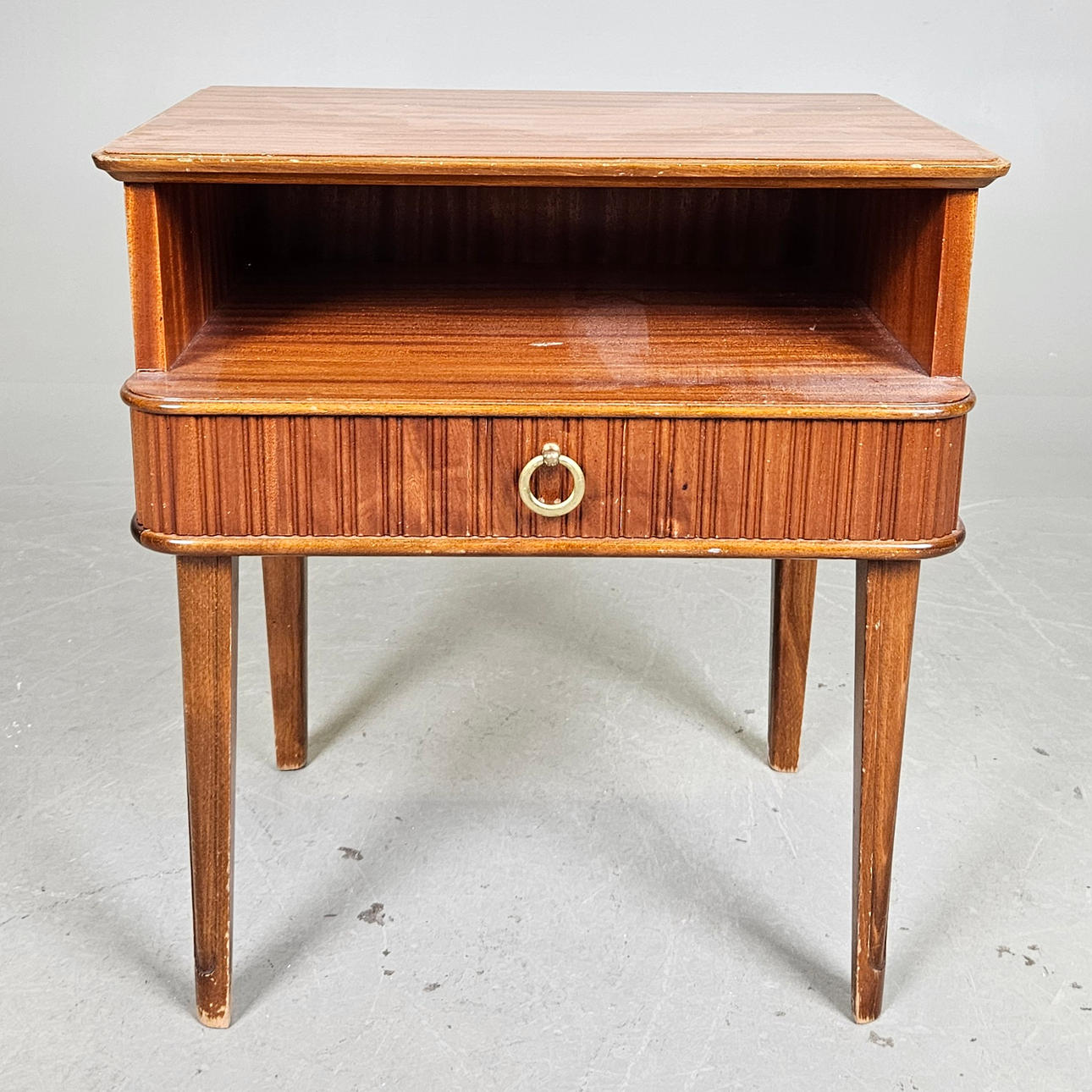 BEDBORD, AB Förenade Möbelfabrikarna, Linköping, 1940s/50s.