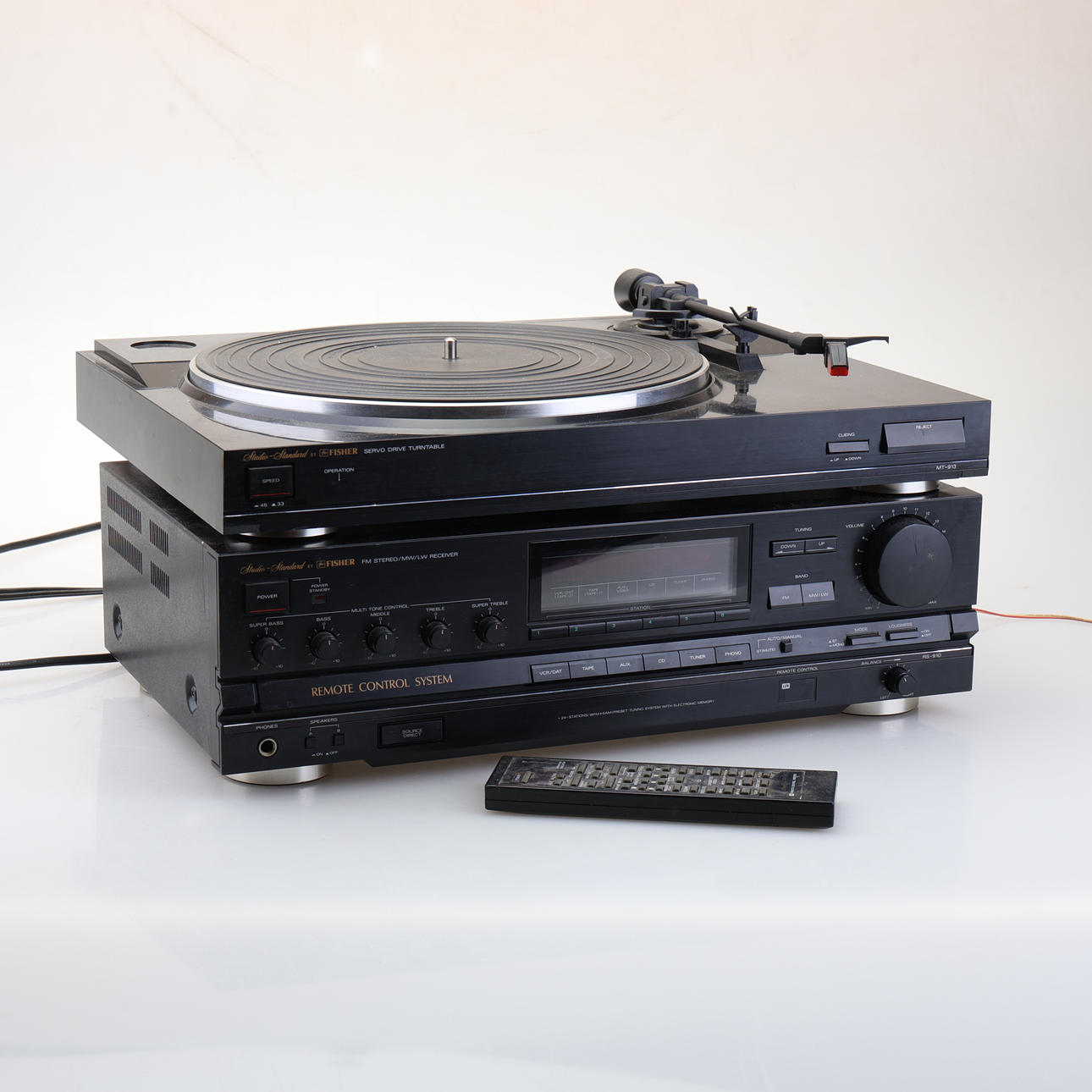 PLATTENSPIELER UND EMPFÄNGER, Fisher.