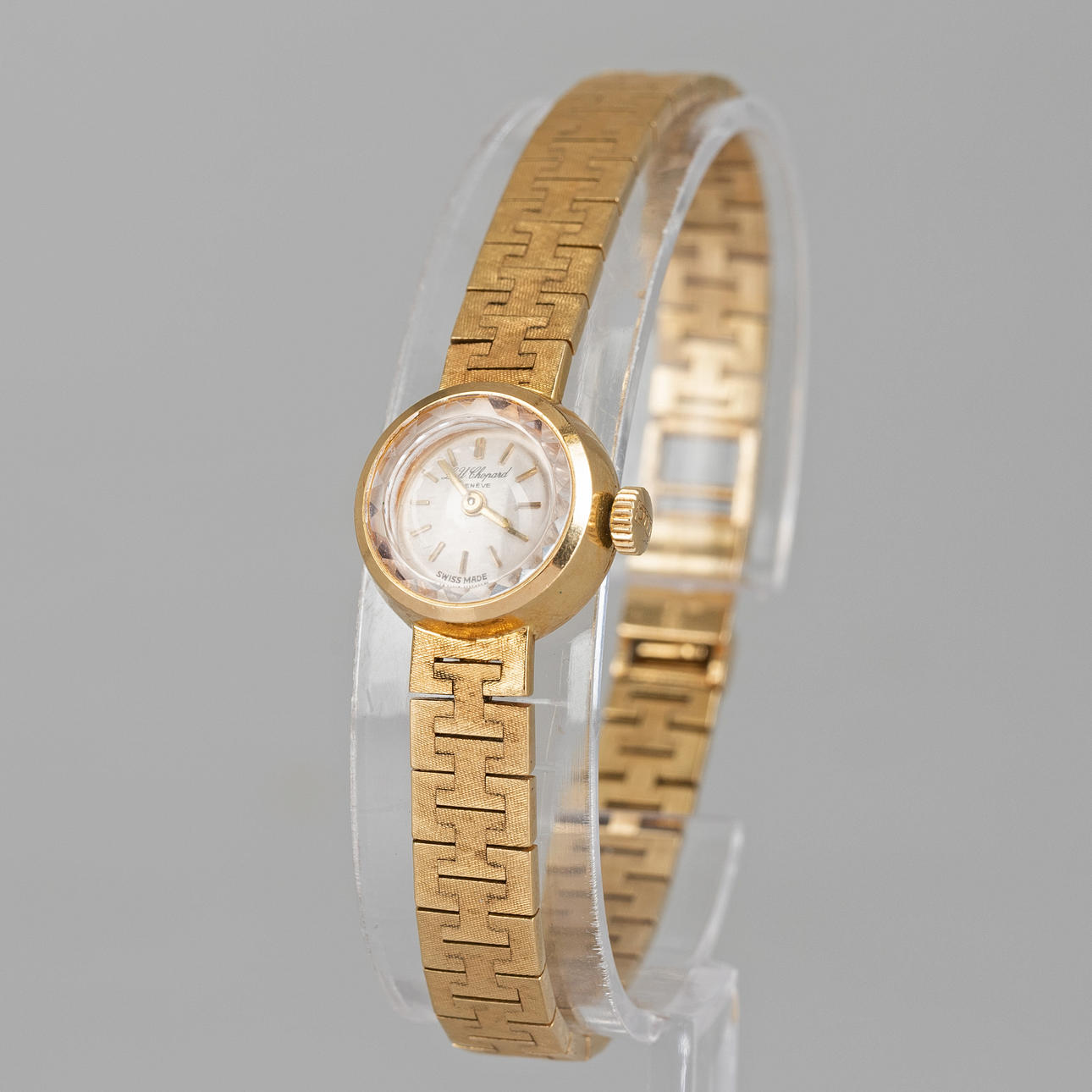 Chopard guld damarmband.