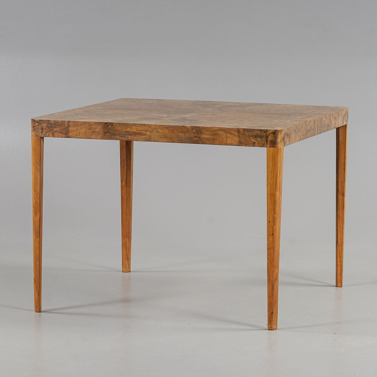 TABLE Swedish Modern 1940s.
