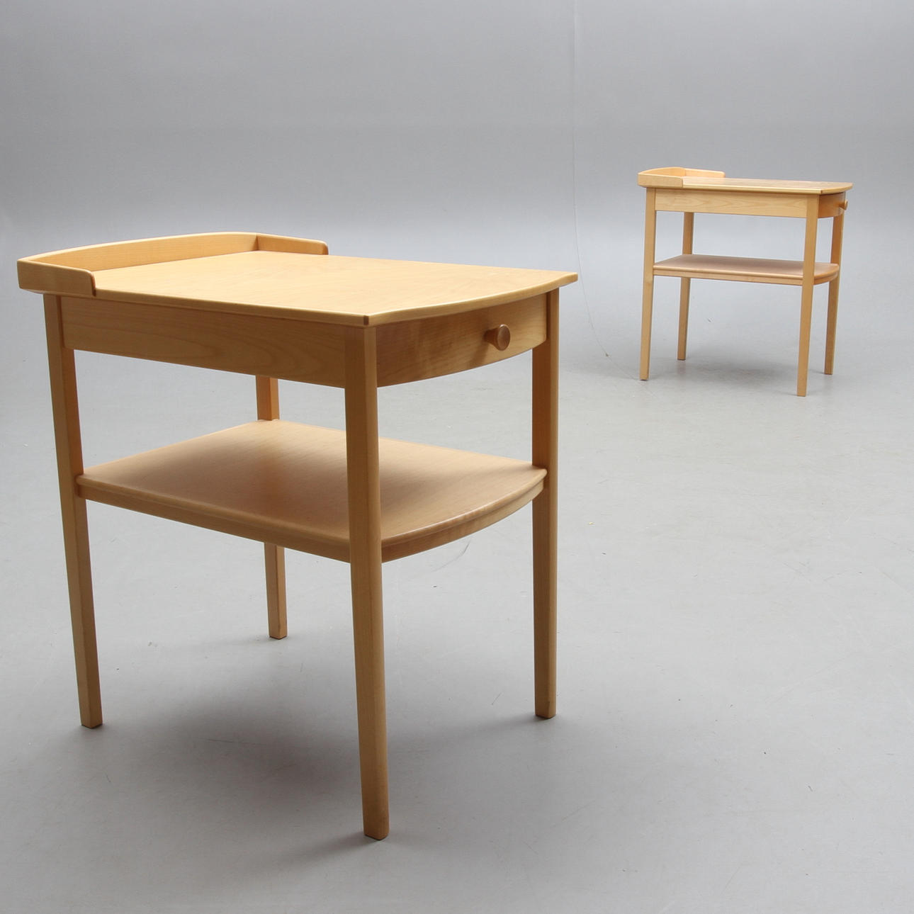 SÄNGBORD, 2 st, "Birgitta", Carl Malmsten.