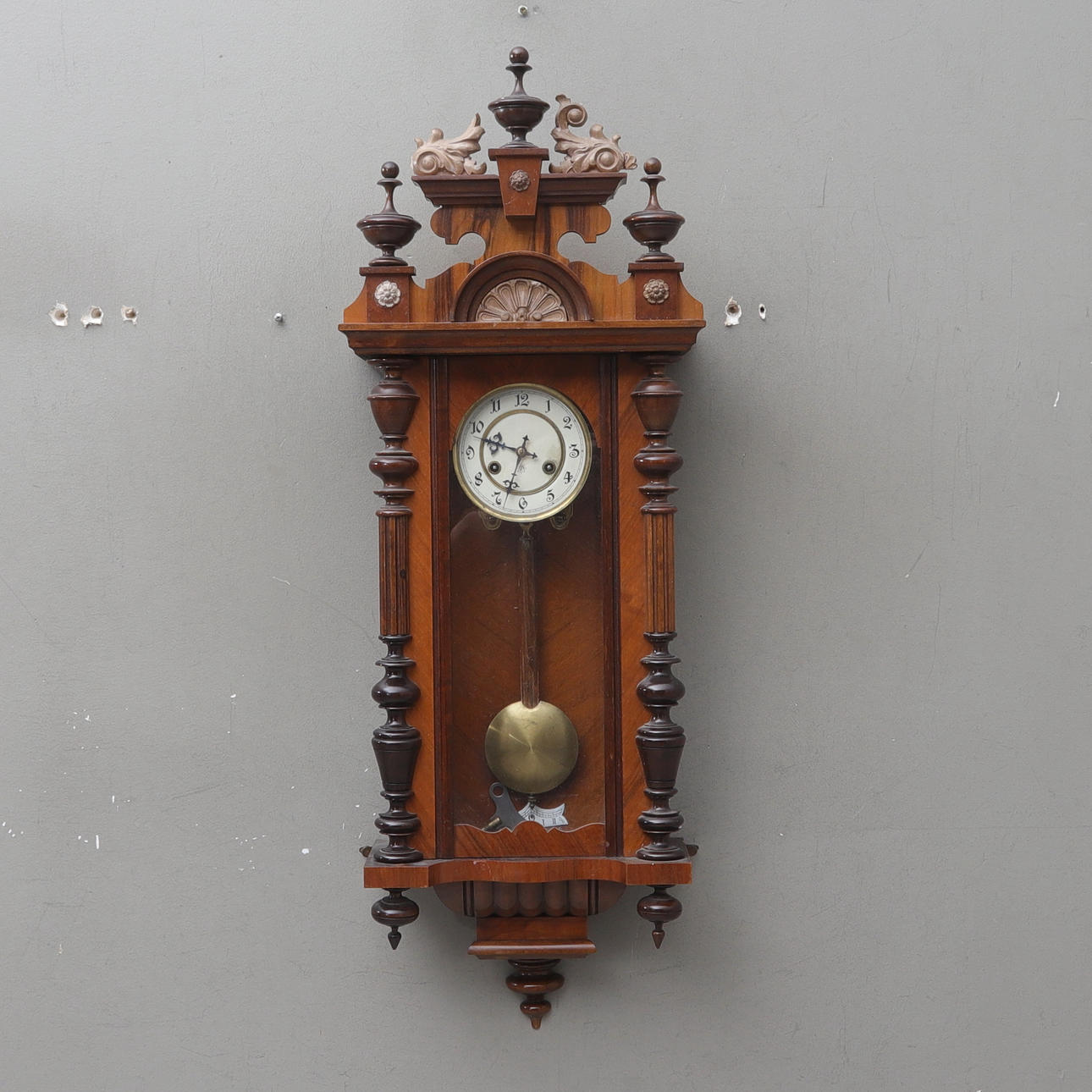 A Neo-Renässans wall clock, Junghans, early 20th century.