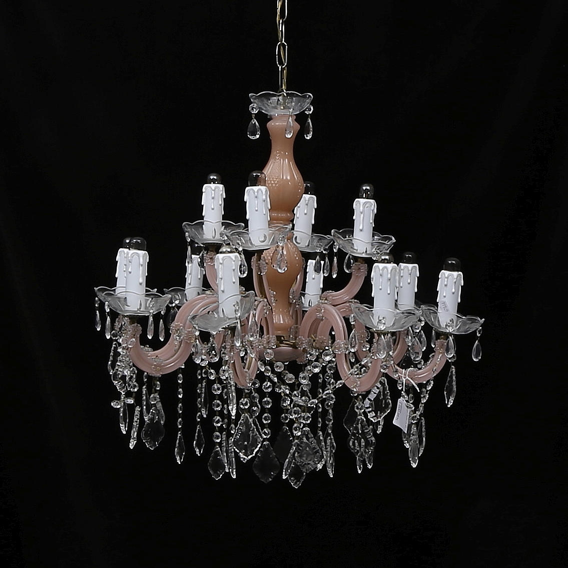 TAKKRONA, Maria Theresia stil, glas/plast, 1900-talets andra hälft. Höjd exkl. kedja ca 62 cm.