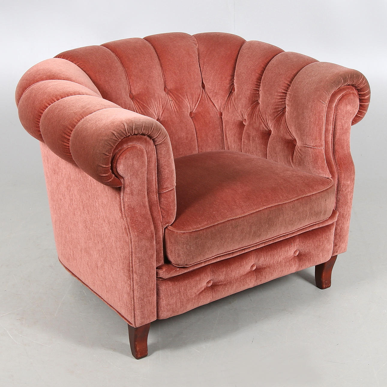 FÅTÖLJ, chesterfield. 1900-talets andra hälft.