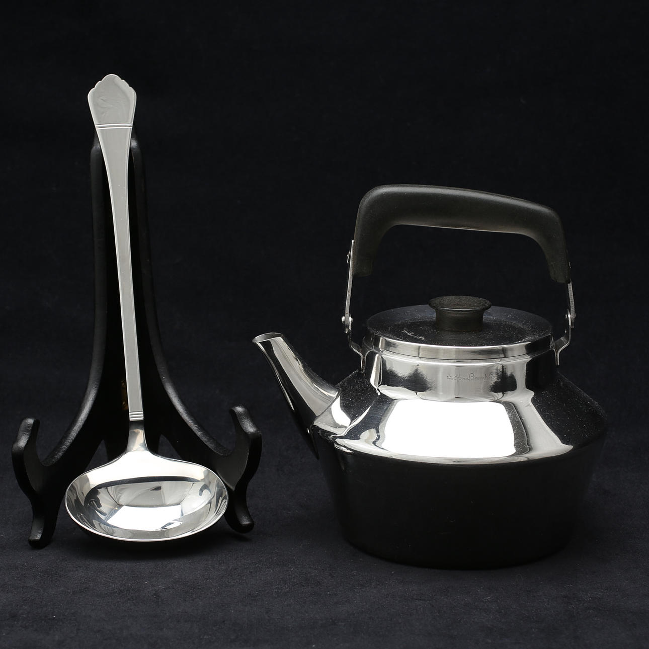 KAFFEKANNA , rostfritt stål, Sigvard Bernadotte, samt SOPPSLEV, Gense.