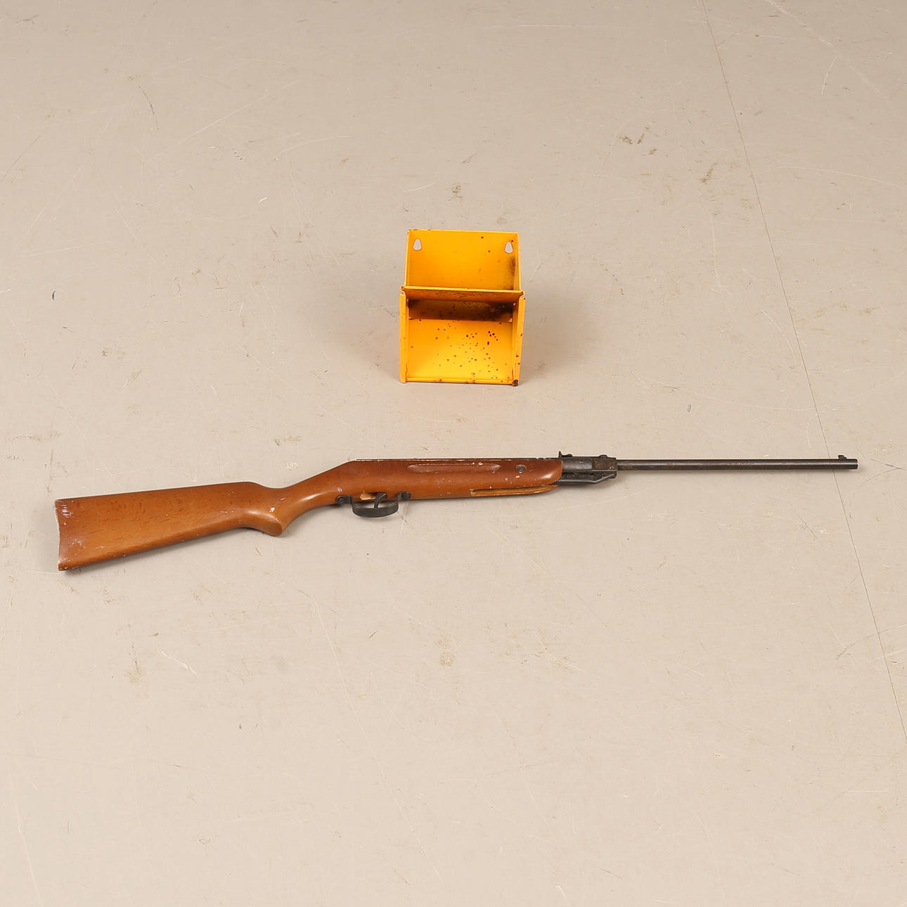 Ilmapistooli, ”Slavia”, 1900-luku.