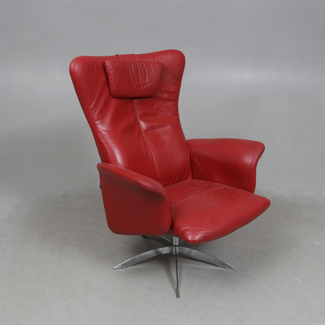 SESSEL, Hjort Knudsen.