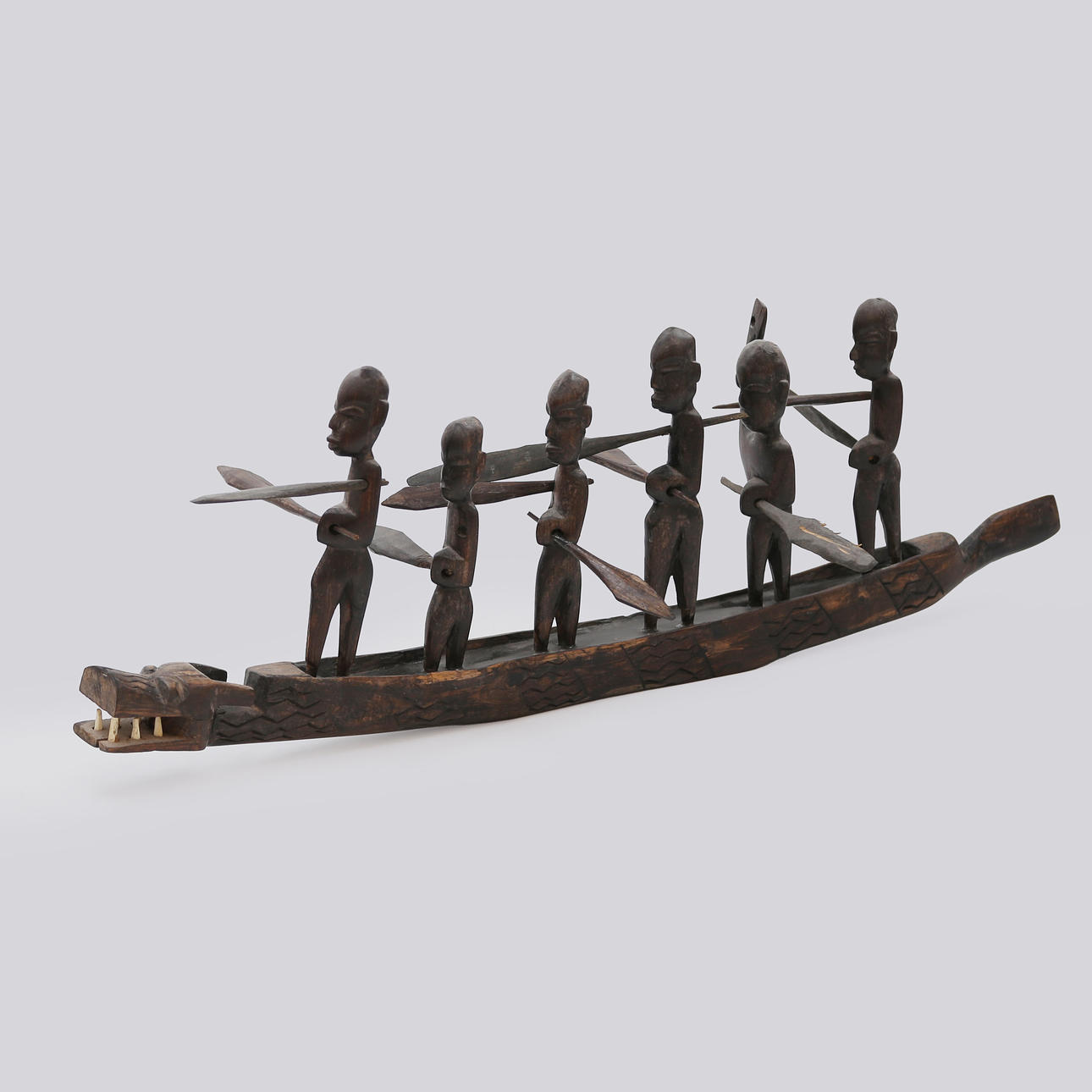 „DRAGEBÅD“ TRÆ, SANDSYNLIGVIS AFRIKA.