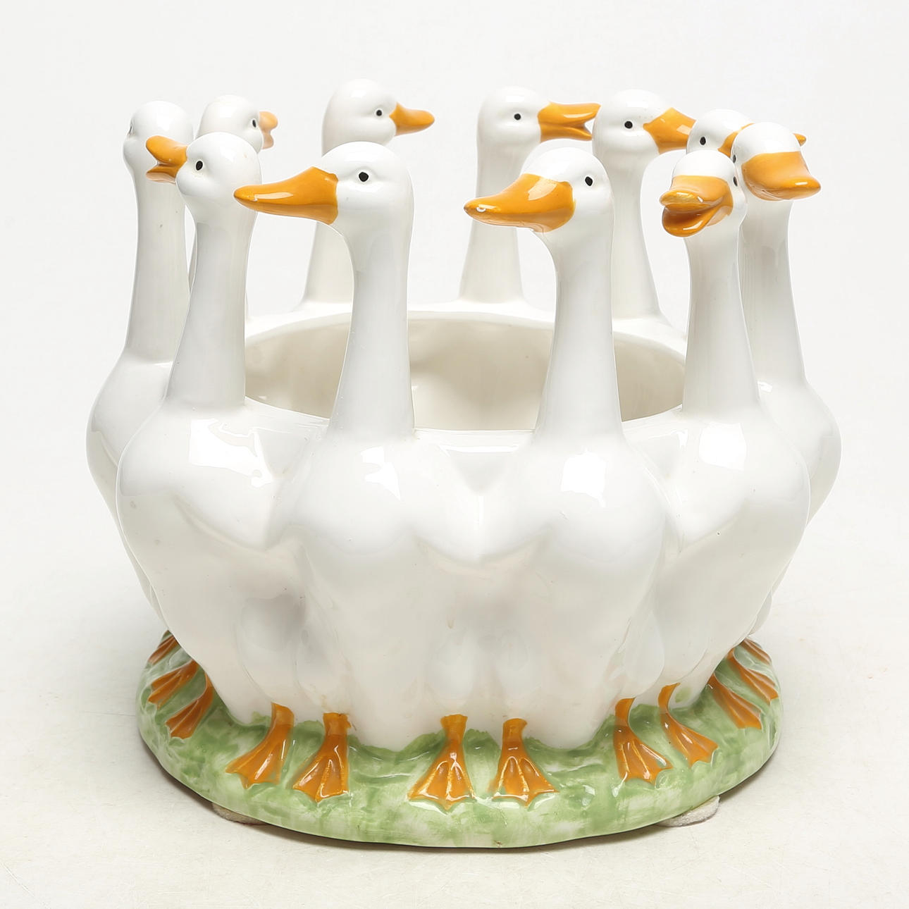 KULHO, posliinia, hanhimotiivilla.