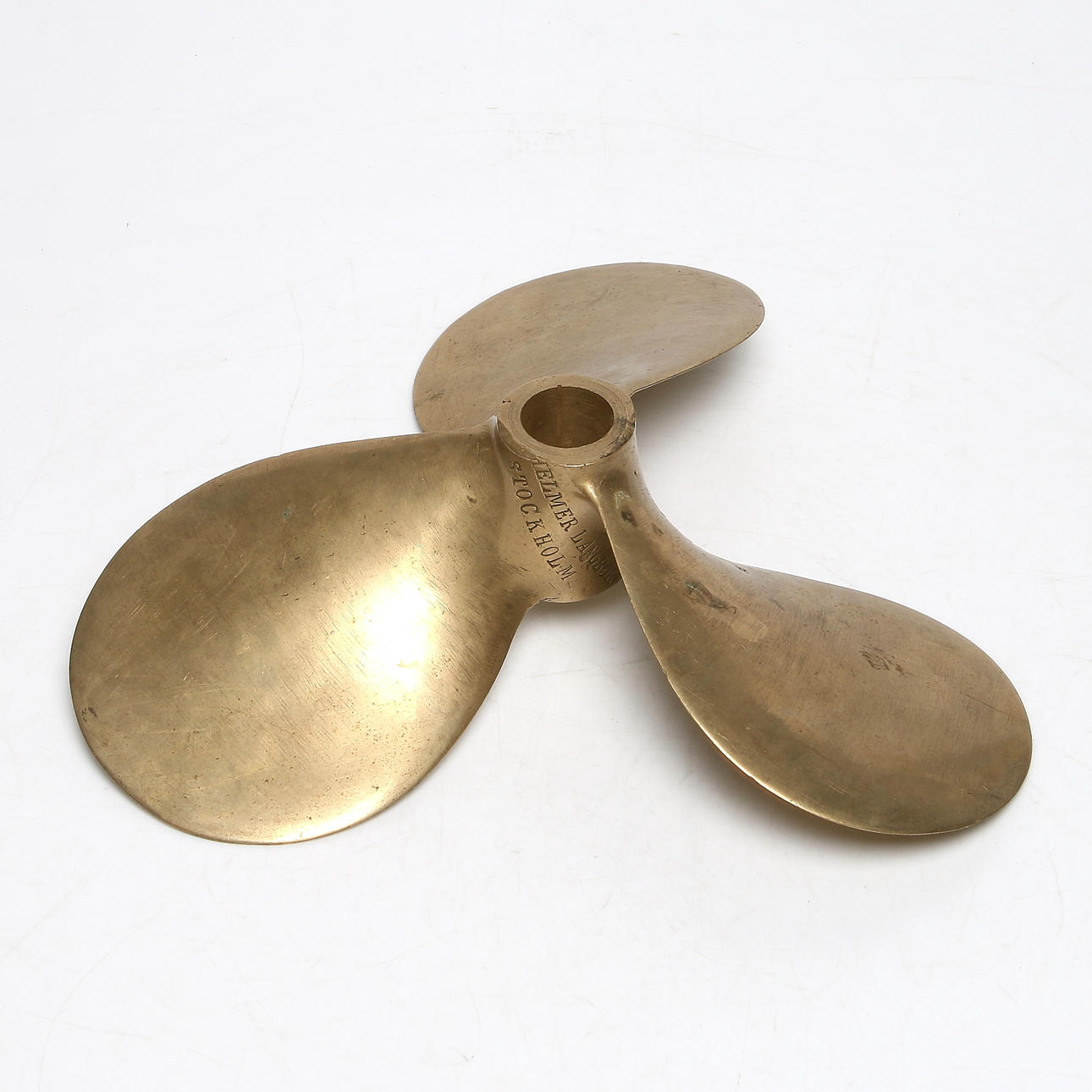 PROPELLER, mässing, "Helmer Langborg", Stockholm. 1900-talets mitt.