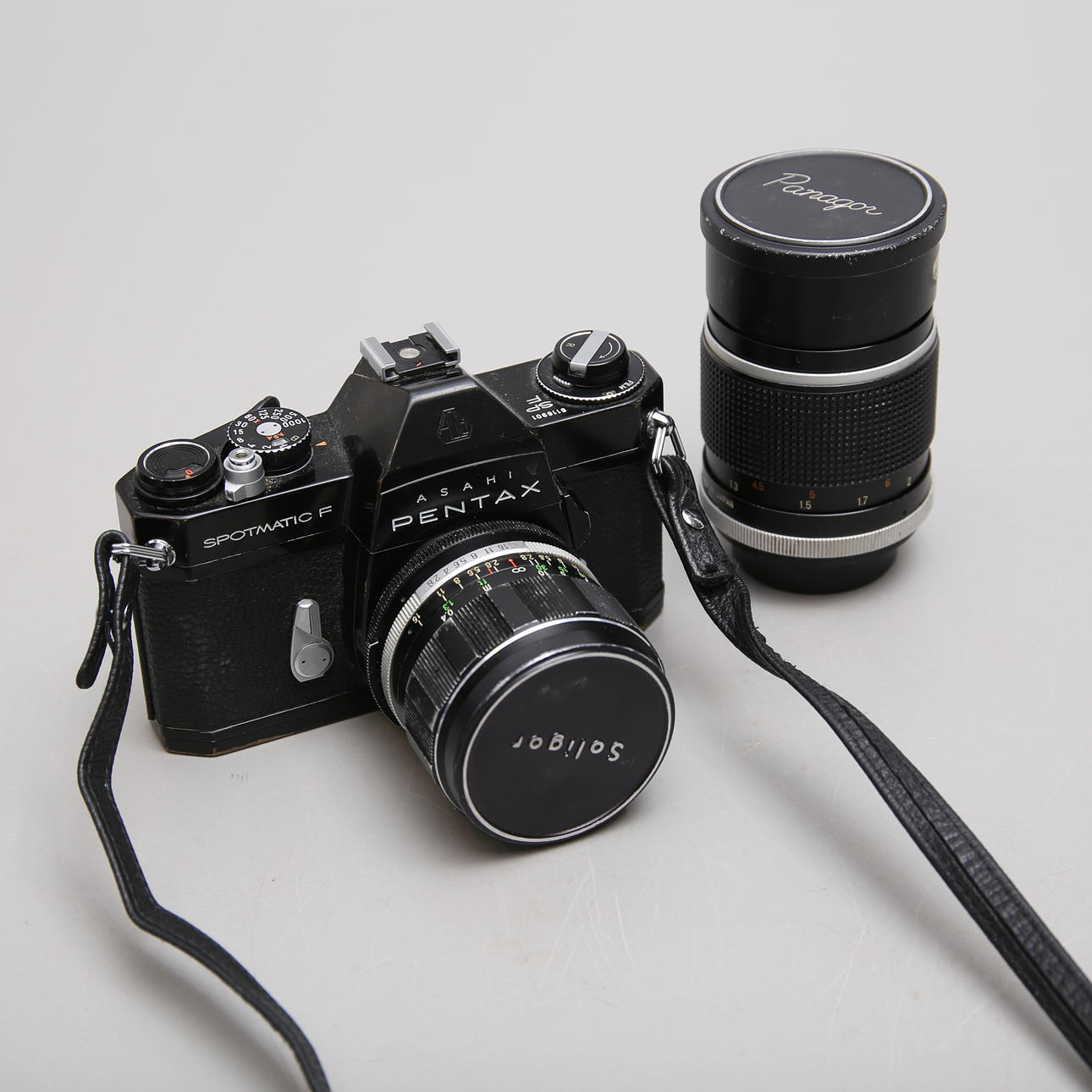 CAMERA, Pentax Spotmatic F with optics and accessories. Photo