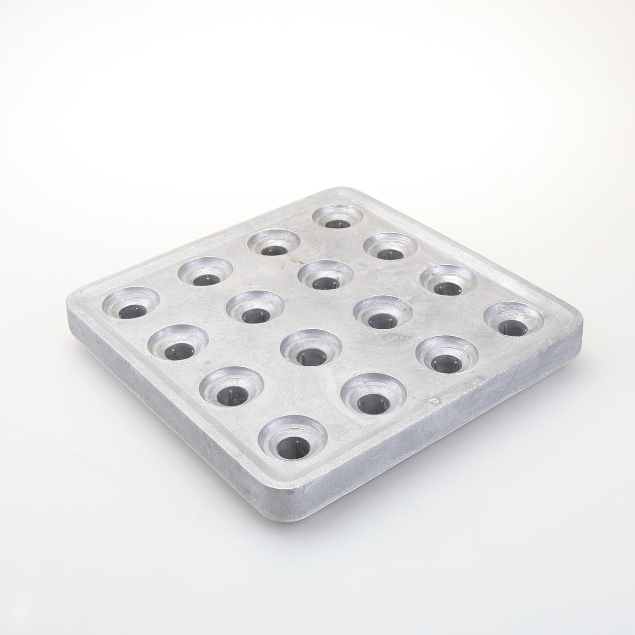 A STUMPASTAKE, aluminium, design, Jonas Torstensson.