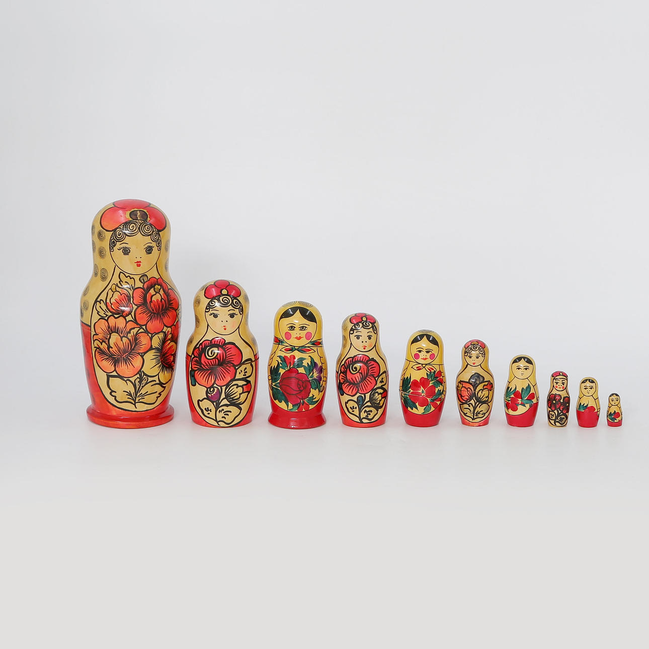 VENÄLÄISET NUKET, 10 KPL.