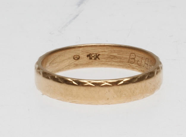 RING, 18k guld, vikt ca 4,3 gr.