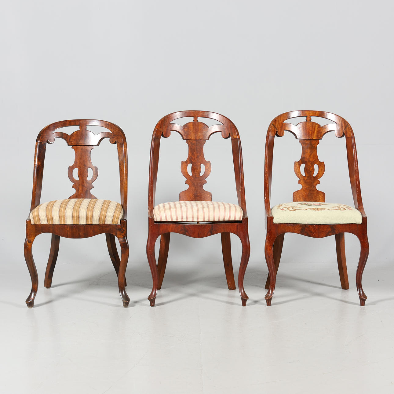 GÖTEBORGSSTOLAR, 3 stycken.