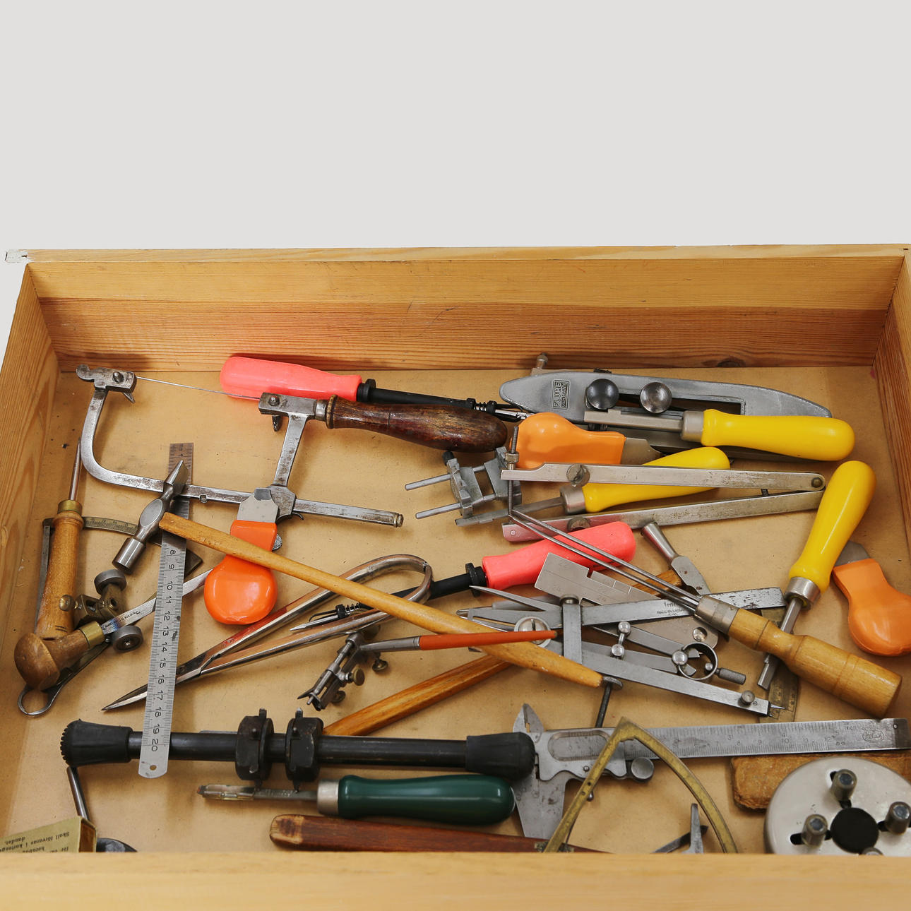 WATCHMAKER TOOLS. CASE HOLDERS, PASSERS, MEASURING TOOLS, ETC.